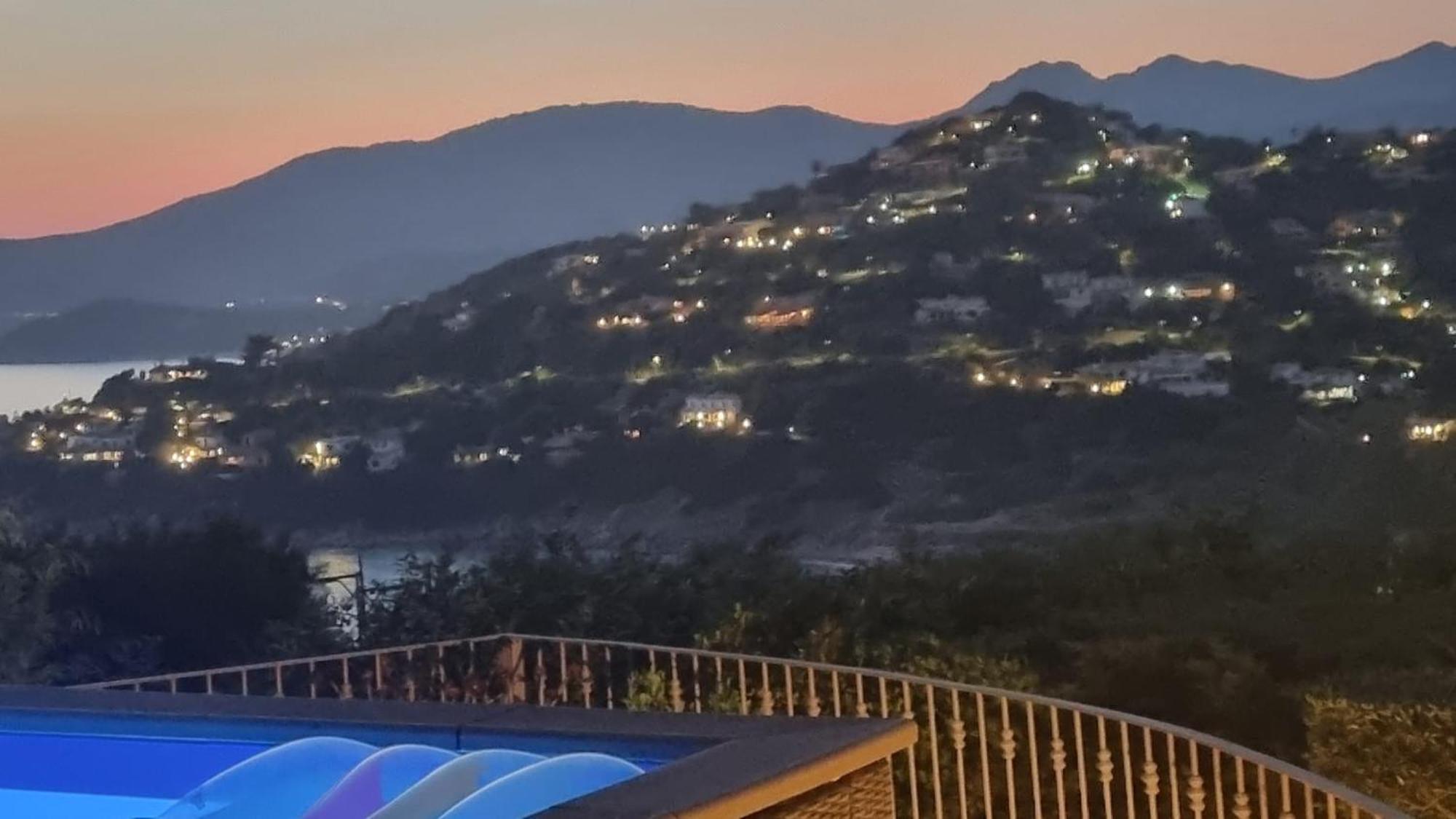 Villetta With Heated Pool And Panoramic View Torre delle Stelle Eksteriør bilde